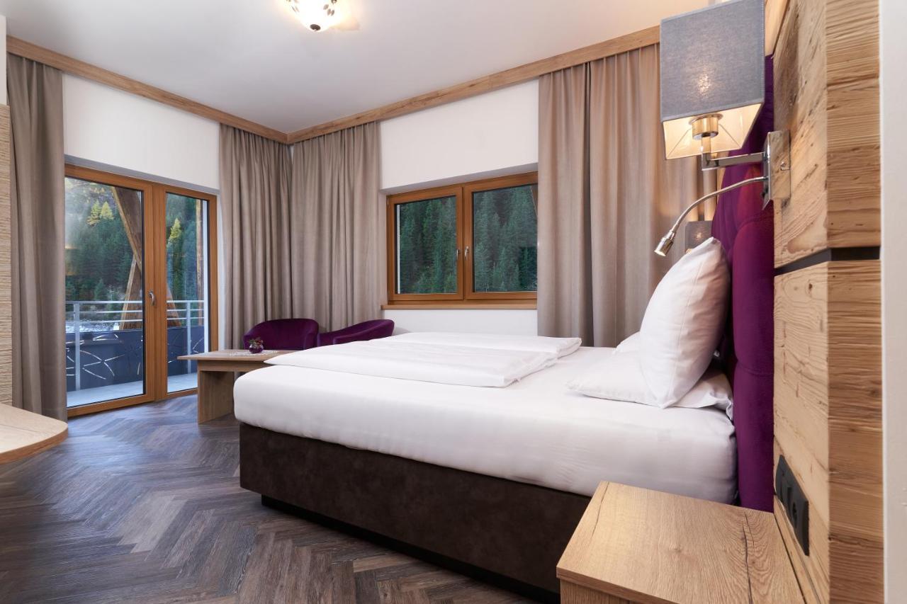 Hotel Gundolf Sankt Leonhard im Pitztal Exterior photo